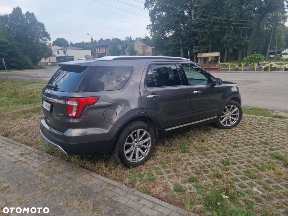 Ford Explorer - 6