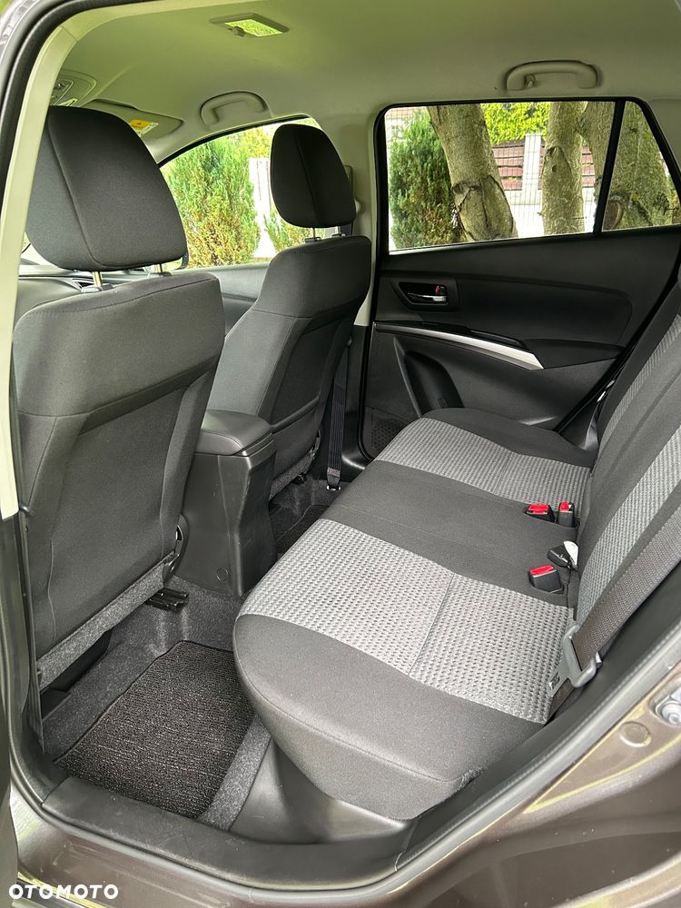 Suzuki SX4 S-Cross - 18