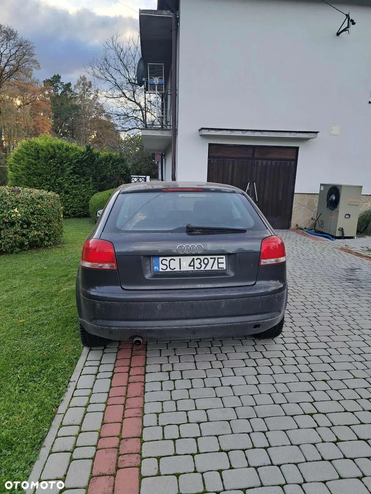 Audi A3 3-drzwiowe 1.6 Ambition - 6