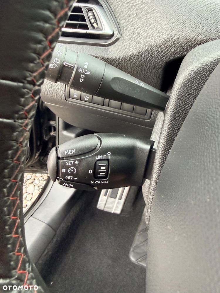 Peugeot 308 e-HDi 115 Stop & Start Allure - 20