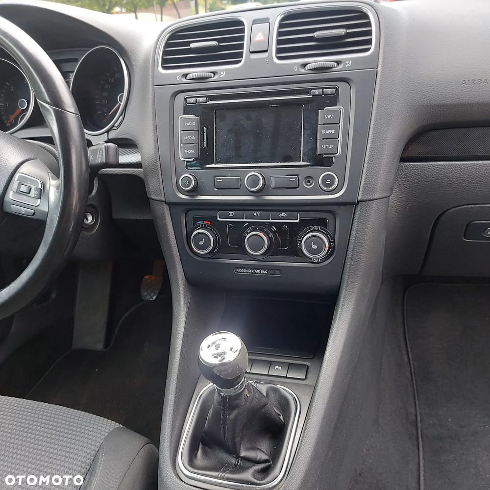 Volkswagen Golf 1.6 TDI Comfortline - 8
