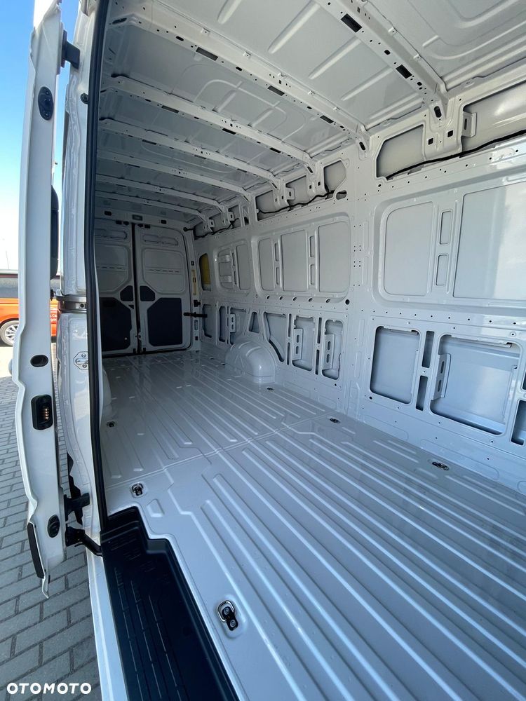 Volkswagen Crafter - 6