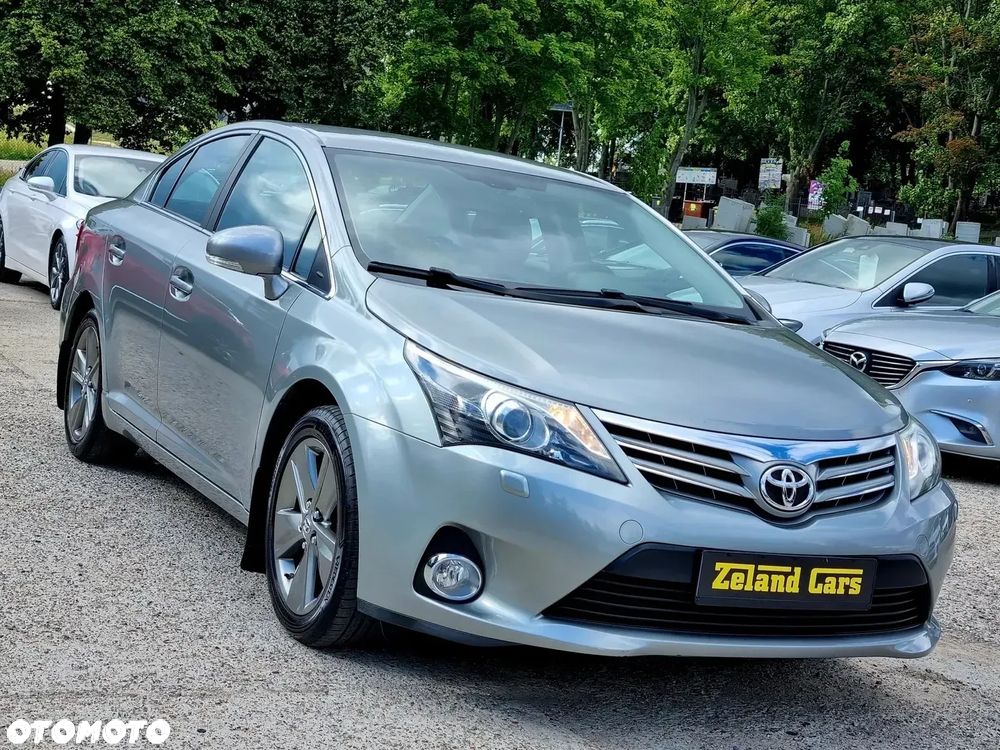 Toyota Avensis 1.8 Premium - 3