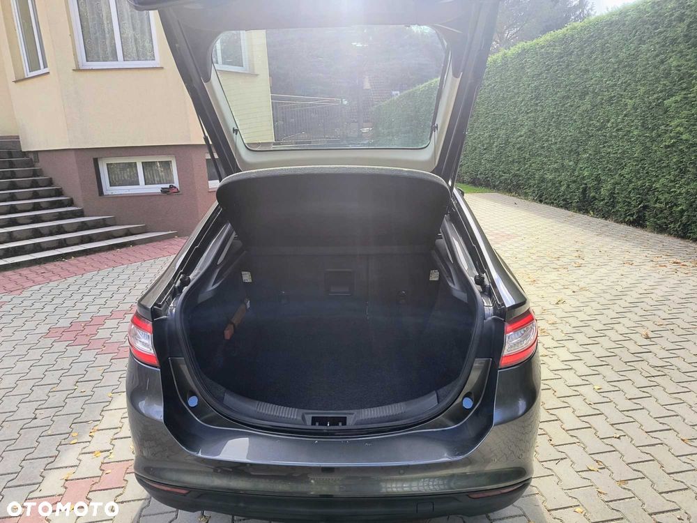 Ford Mondeo - 12