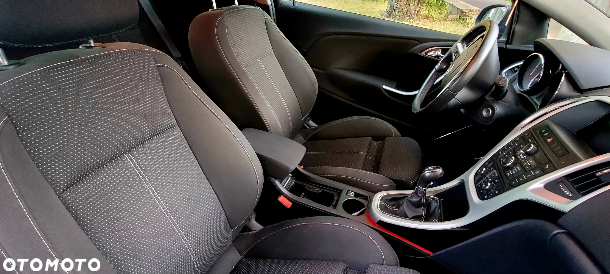 Opel Astra GTC 1.4 Turbo - 9