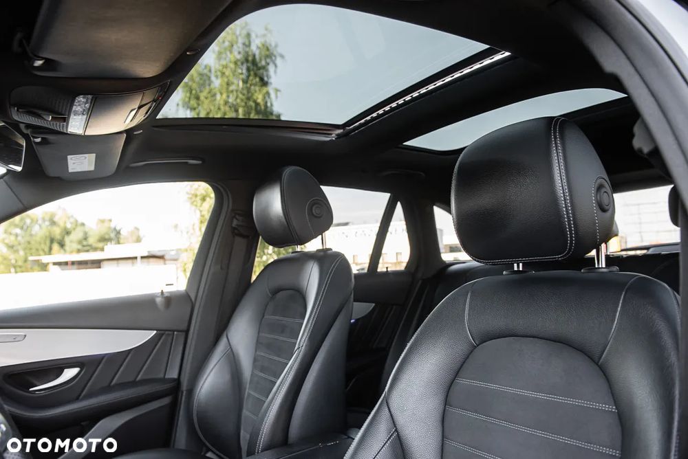 Mercedes-Benz GLC 300 de 4Matic 9G-TRONIC AMG Line - 19