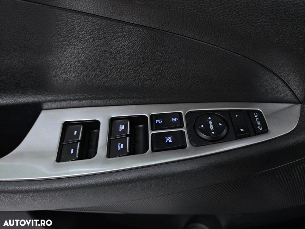 Hyundai Tucson 1.6 GDI 2WD DCT Style - 24