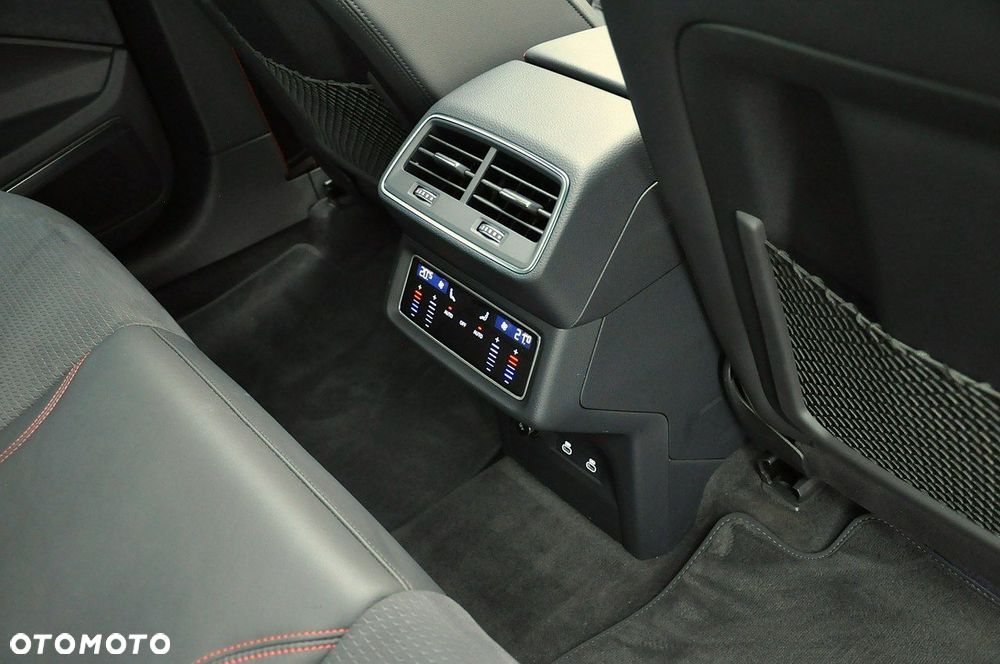Audi Q8 - 32
