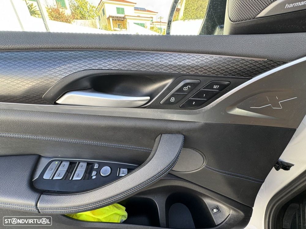 BMW X3 30 e xDrive Pack M Desportivo Pro - 30