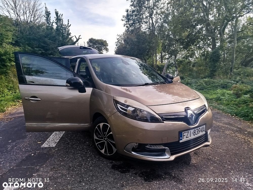 Renault Scenic 1.6 dCi Energy Bose - 15