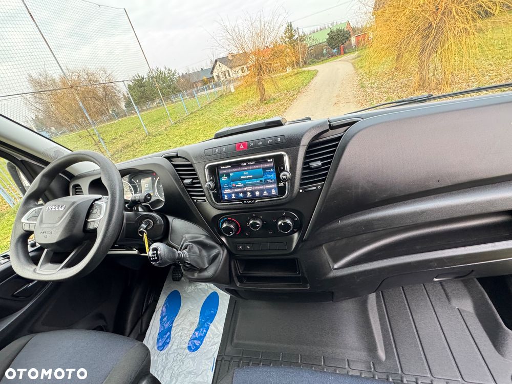 Iveco Daily - 12