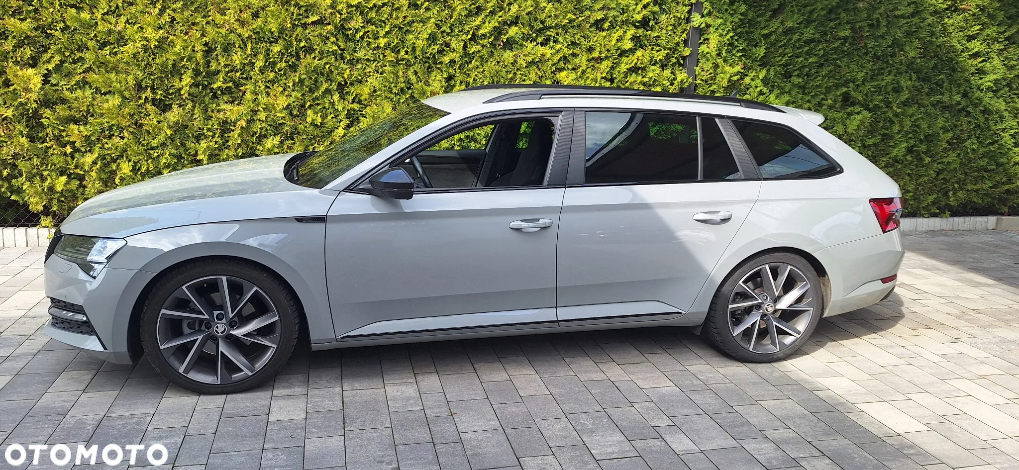 Skoda Superb 2.0 TSI Sportline DSG - 9