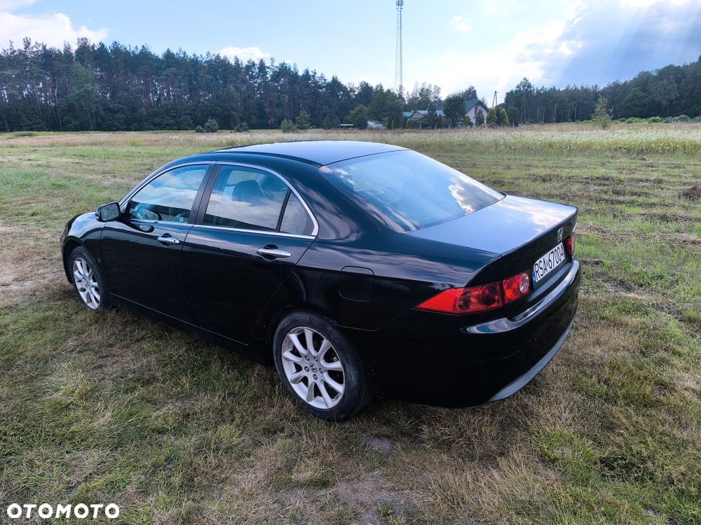 Honda Accord - 1