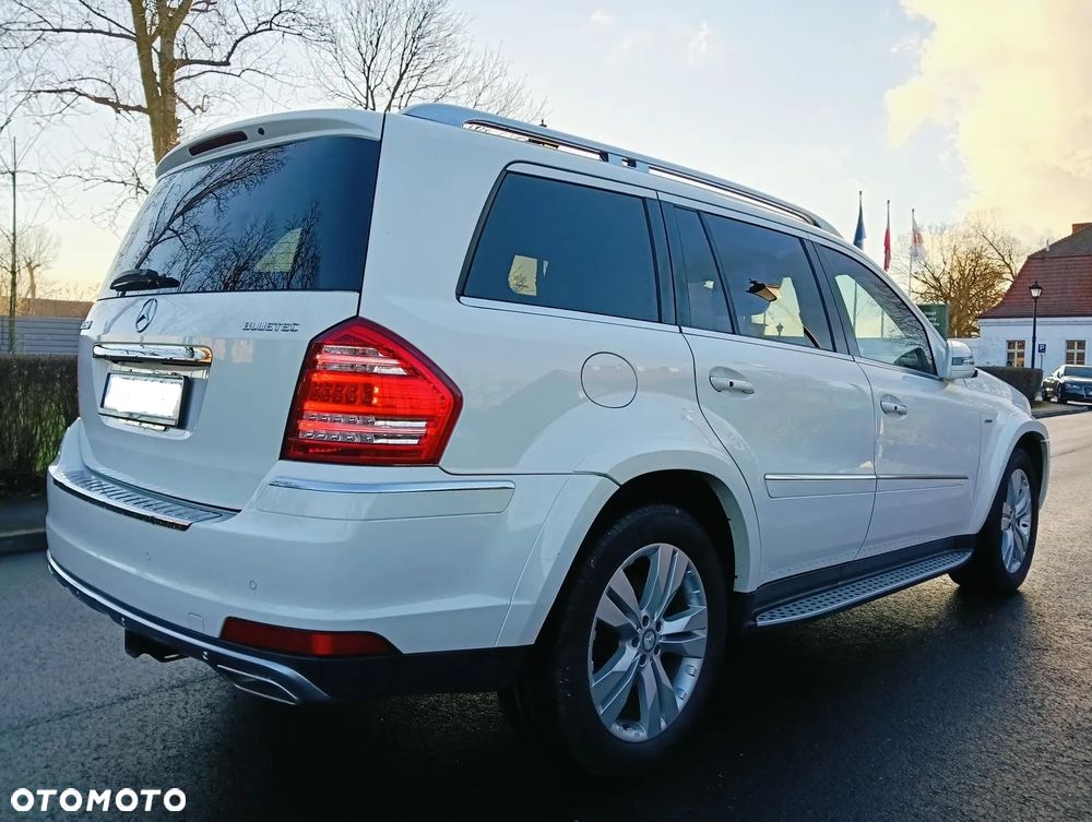 Mercedes-Benz GL - 5