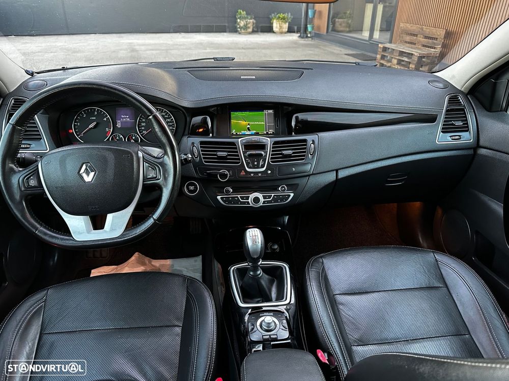 Renault Laguna Break 2.0 dCi Initiale Aut - 4