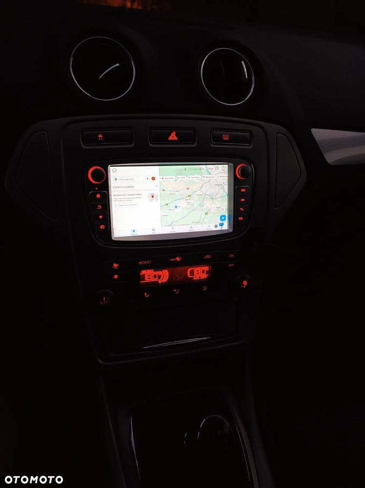 Ford Mondeo 2.5 Titanium - 11