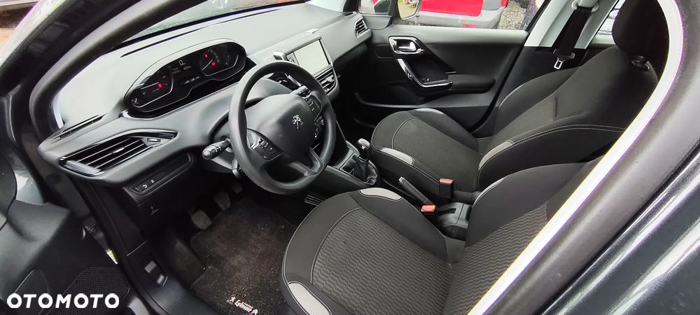 Peugeot 208 1.2 PureTech Allure - 10