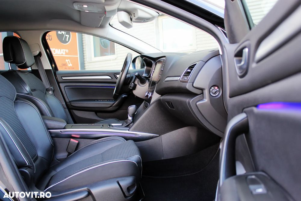 Renault Megane BLUE dCi 115 EDC BOSE EDITION - 15