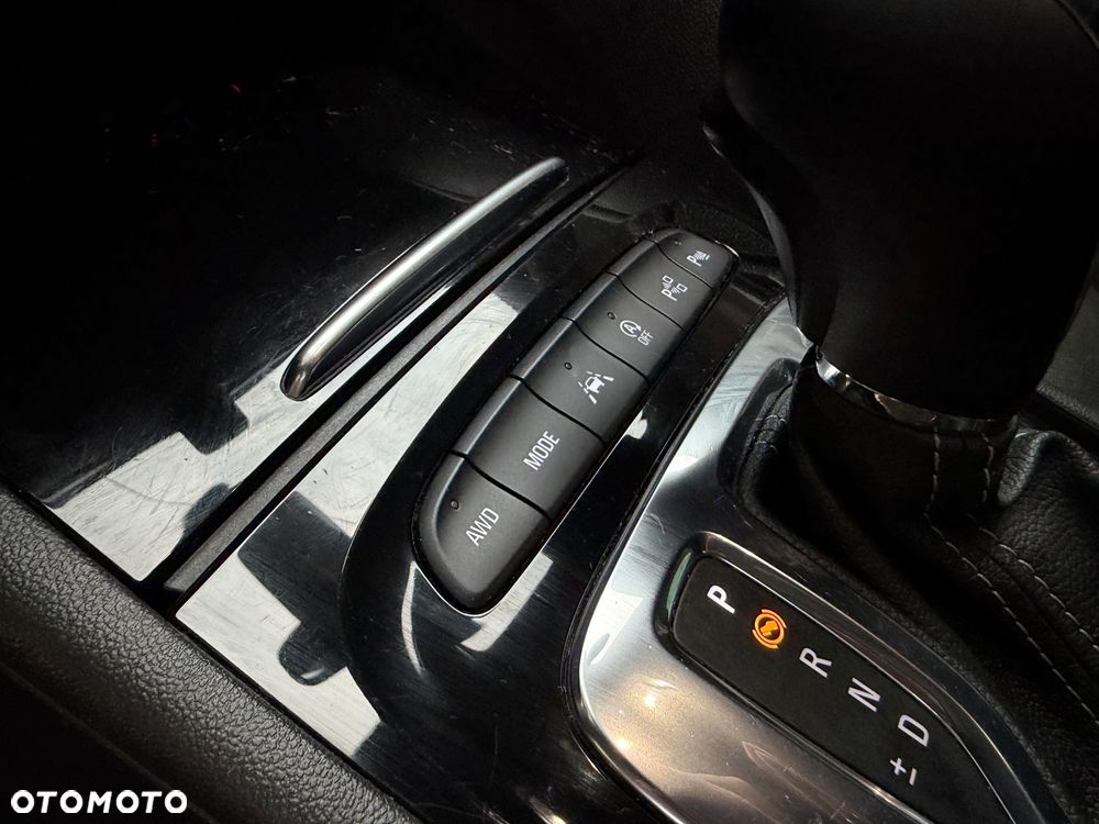 Opel Insignia 2.0 T 4x4 GSi S&S - 29
