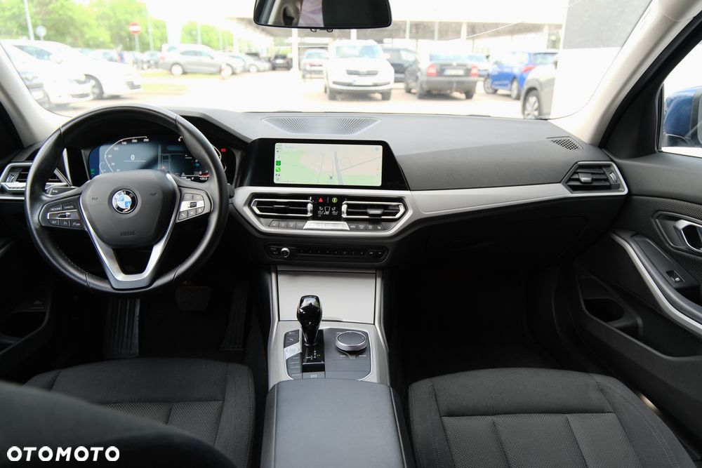 BMW Seria 3 320d MHEV Advantage - 12