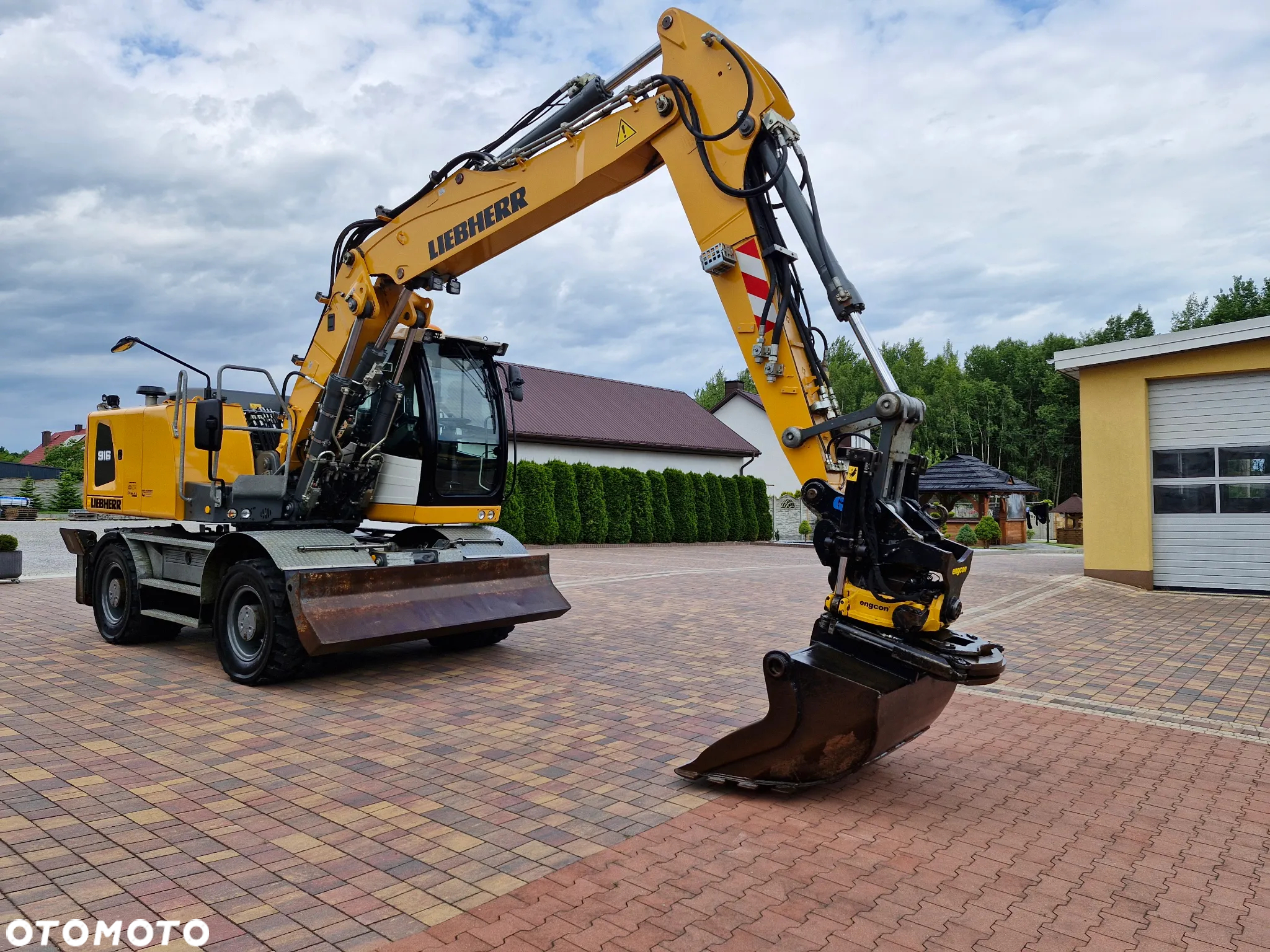 Liebherr A 916 - 8