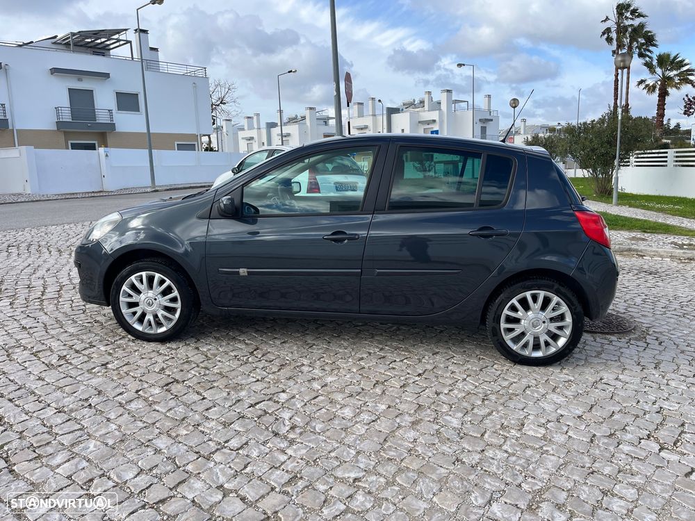 Renault Clio 1.2 16V Dynamique - 8