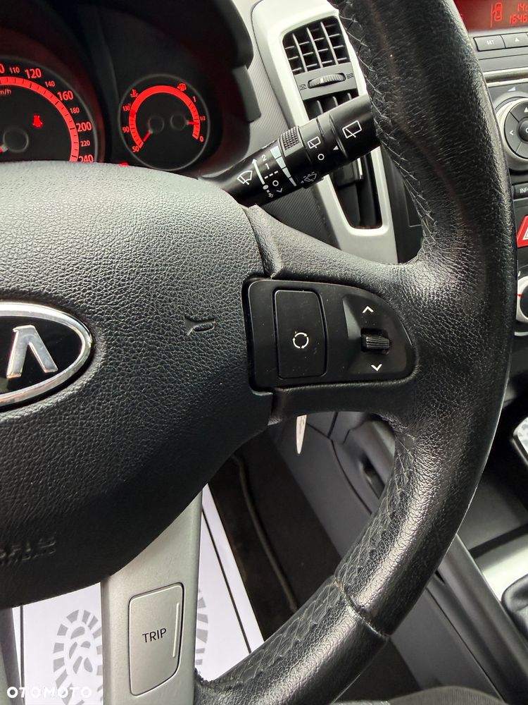 Kia Ceed 1.4 CVVT Attract - 12