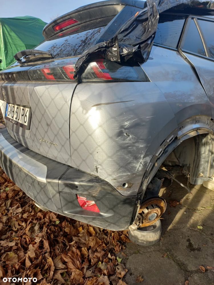 Peugeot 2008 1.5 BlueHDi GT Line S&S EAT8 - 13