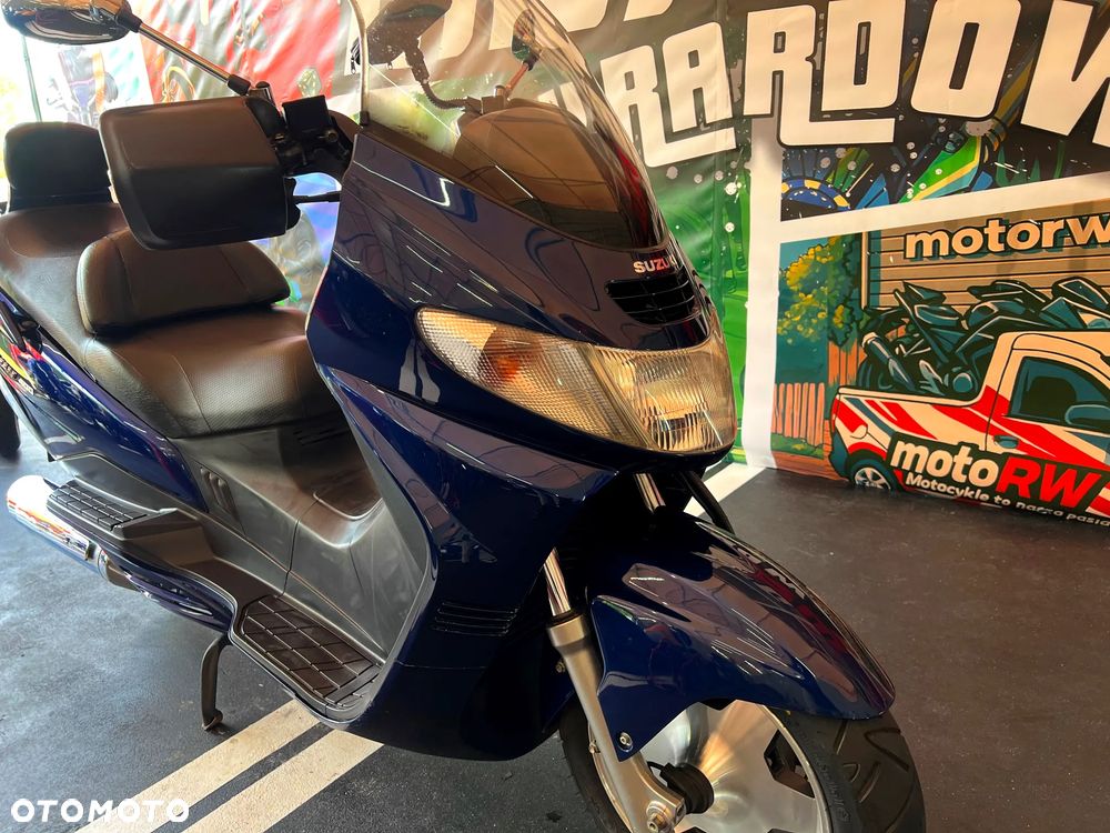 Suzuki Burgman - 5