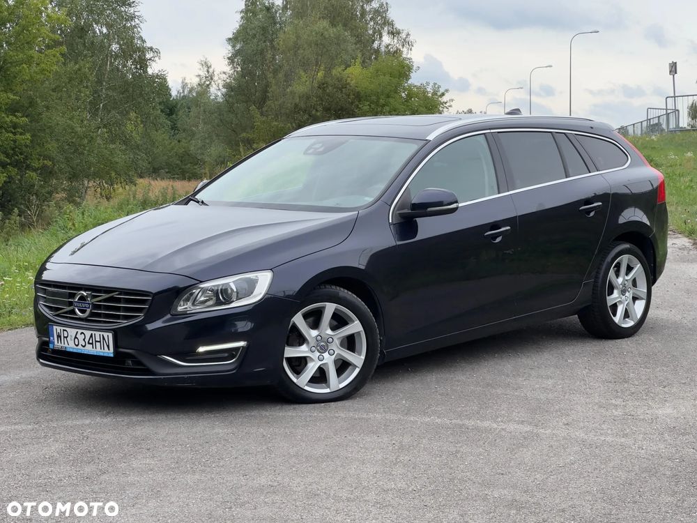 Volvo V60 D4 AWD Drive-E Dynamic Edition (Momentum) - 36