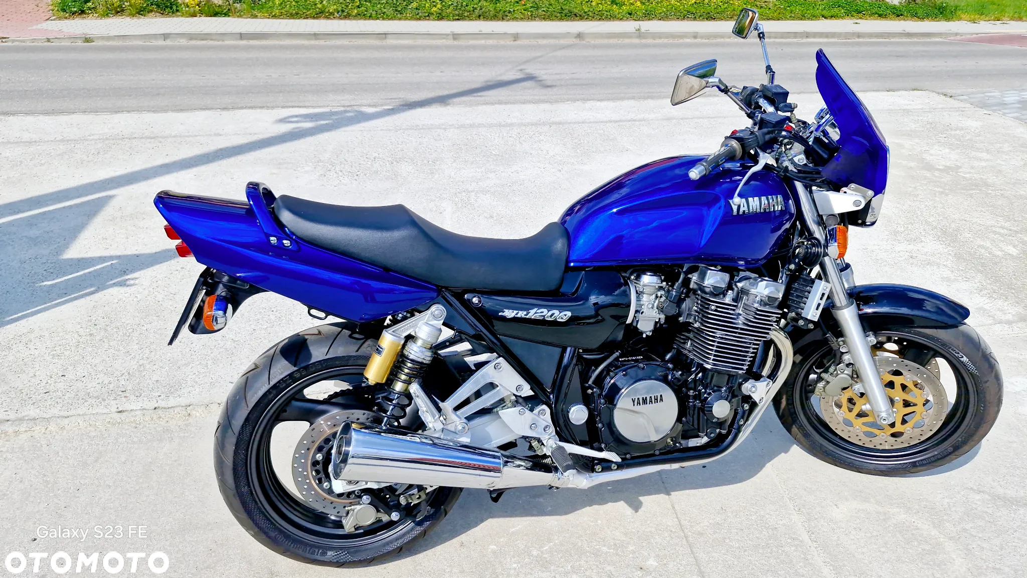 Yamaha XJR - 3