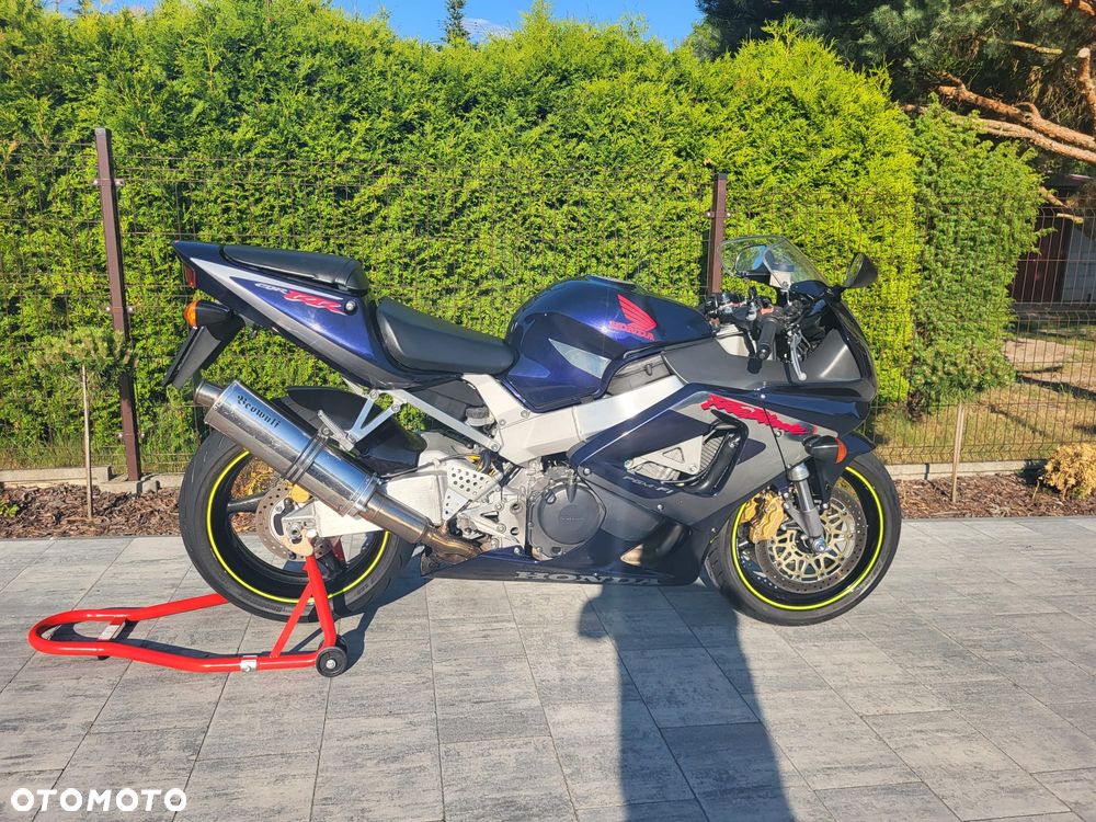 Honda CBR - 22