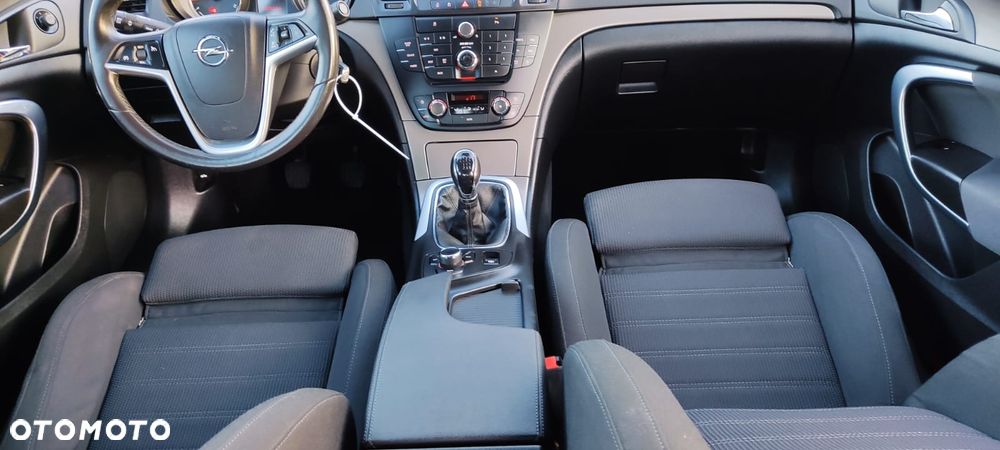 Opel Insignia 1.8 - 13