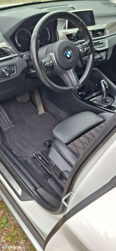 BMW X1 sDrive18i xLine - 19