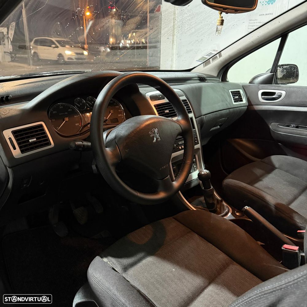 Peugeot 307 SW 1.6 HDi Black & Silver - 8