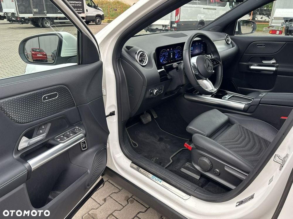 Mercedes-Benz EQA 250+ 70.5kWh Progressive - 11