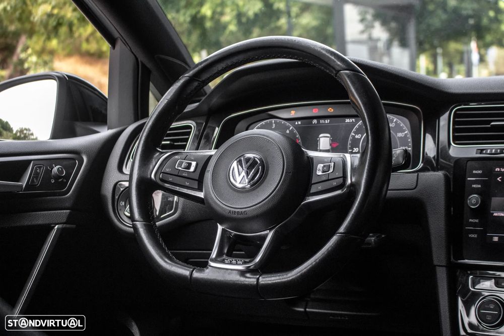 VW Golf GTD 2.0 TDI SCR DSG - 35