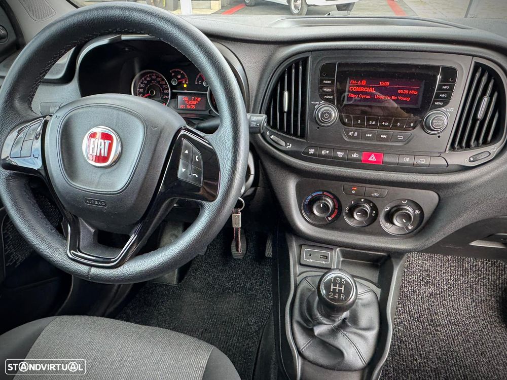 Fiat Doblo 3 lugares iva Dedútivel - 18