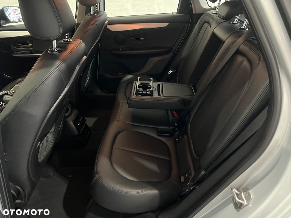 BMW Seria 2 218d Advantage sport - 18