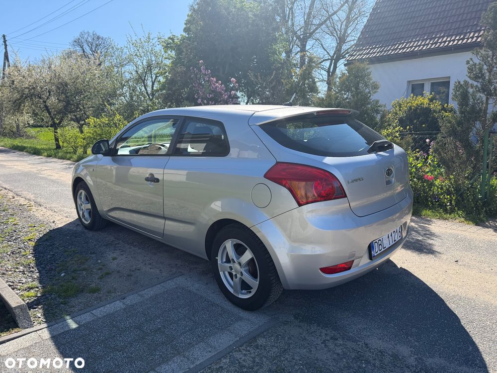 Kia ProCeed 1.6 CVVT EX - 2