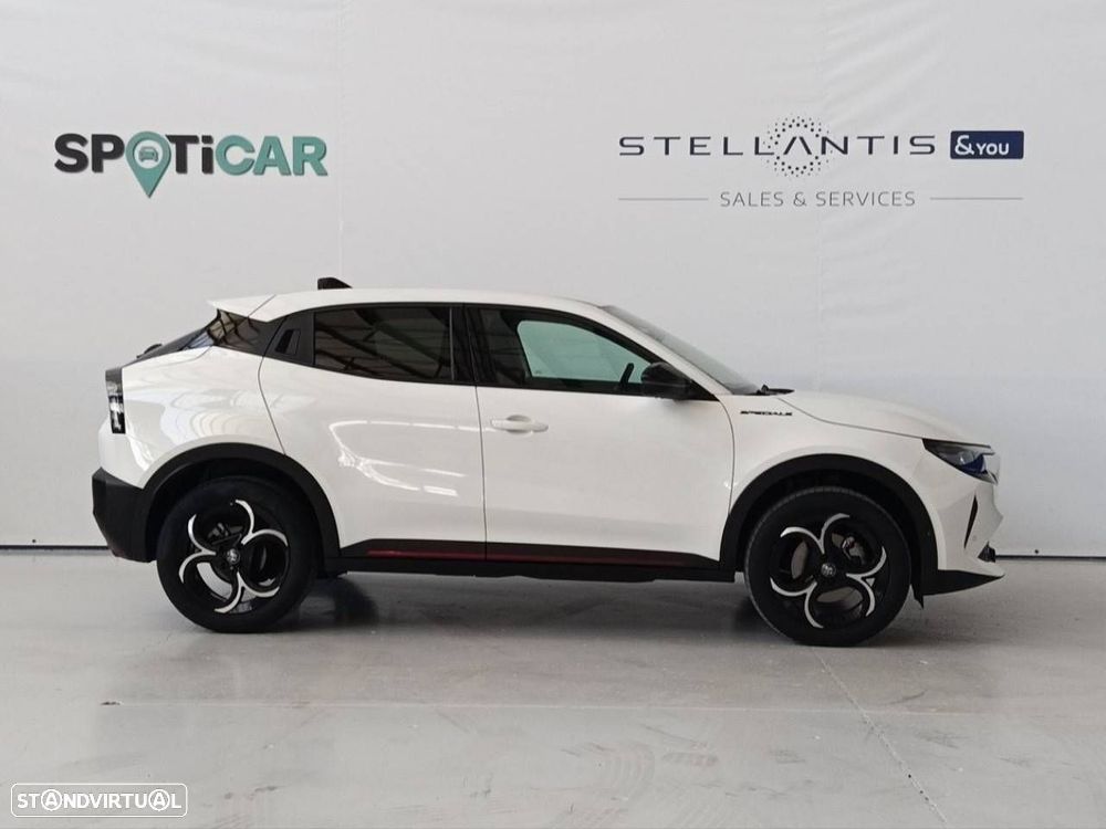 Alfa Romeo Junior 1.2 Speciale eDCT6 - 4