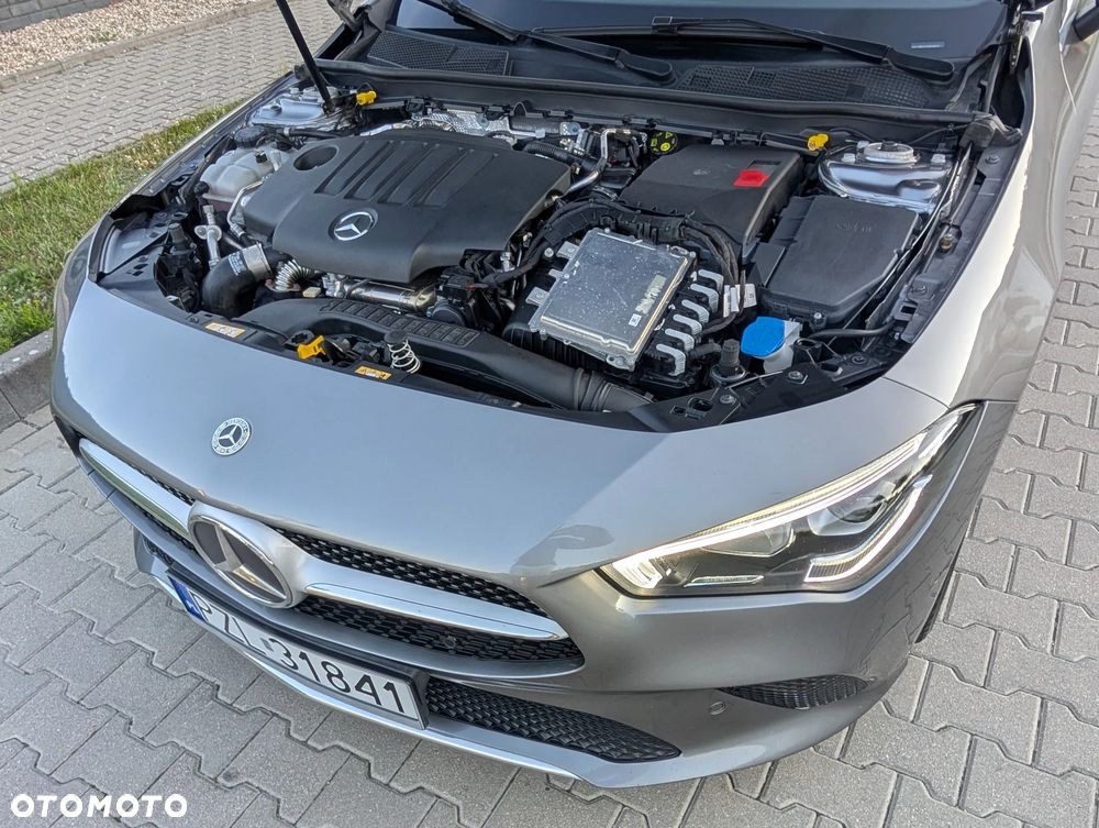 Mercedes-Benz CLA 200 d Progressive 8G-DCT - 39