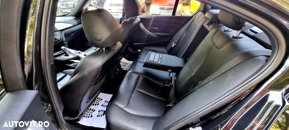 BMW Seria 3 320d Aut. Sport Line - 6