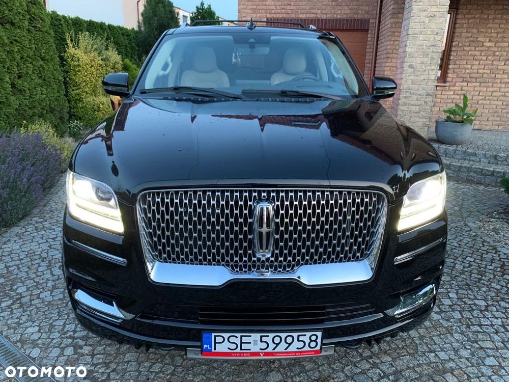 Lincoln Navigator - 4