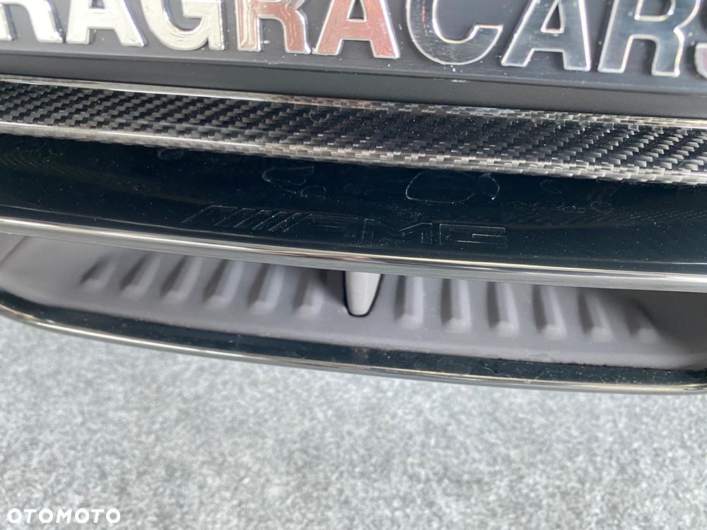 Mercedes-Benz AMG GT - 40