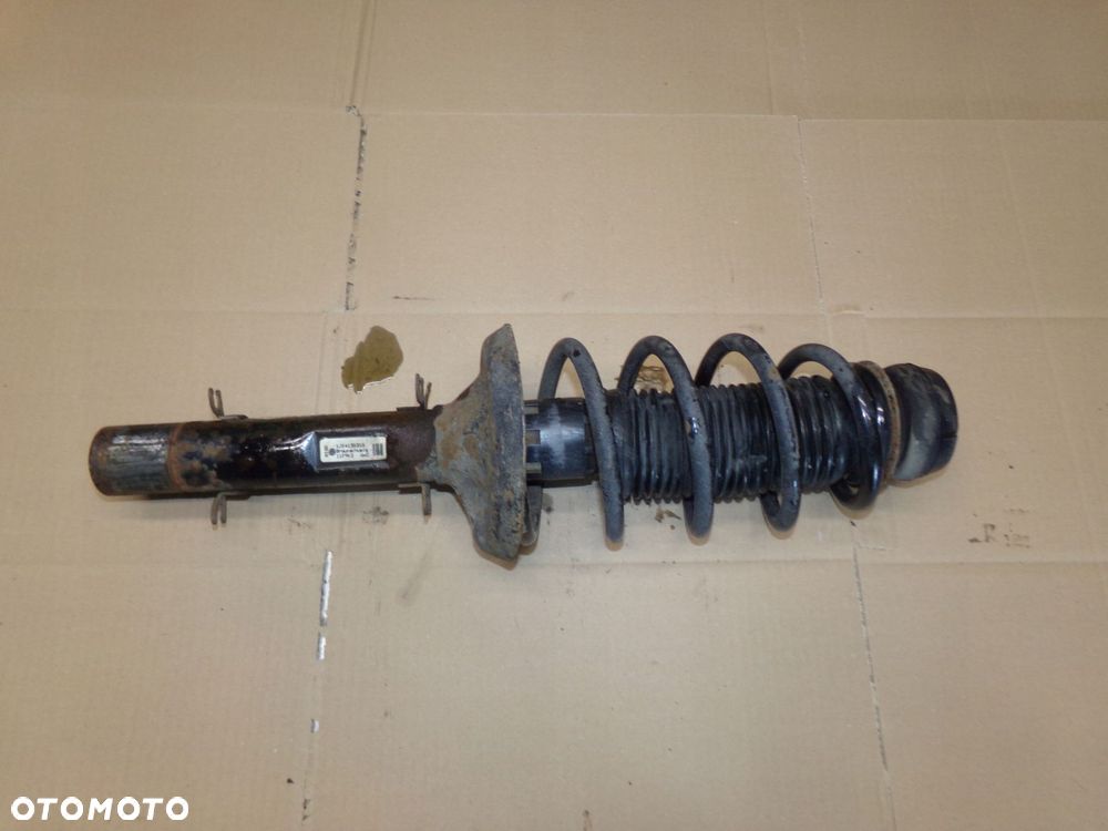 amortyzator przód sprężyna leon golf iv a3 1.4 b - 2