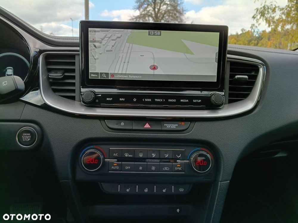 Kia XCeed 1.5 T-GDI Business Line DCT - 26