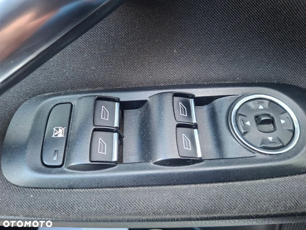 Ford Mondeo 2.0 TDCi Trend - 15