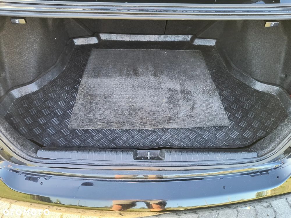 Honda Civic 1.8 Executive - 13
