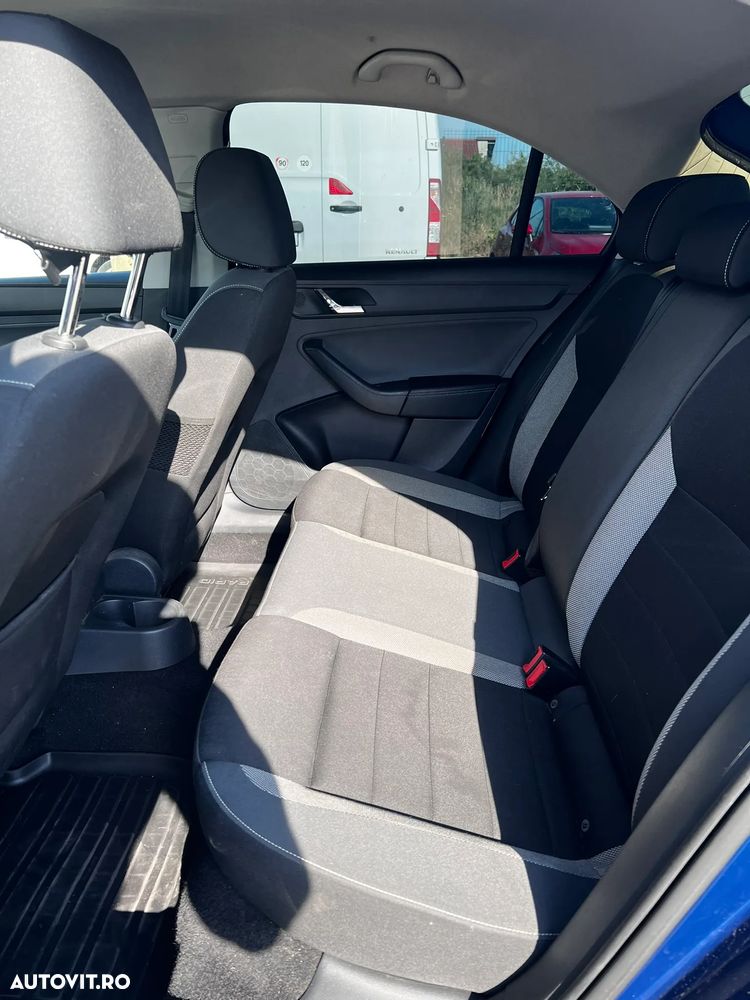 Skoda RAPID - 9